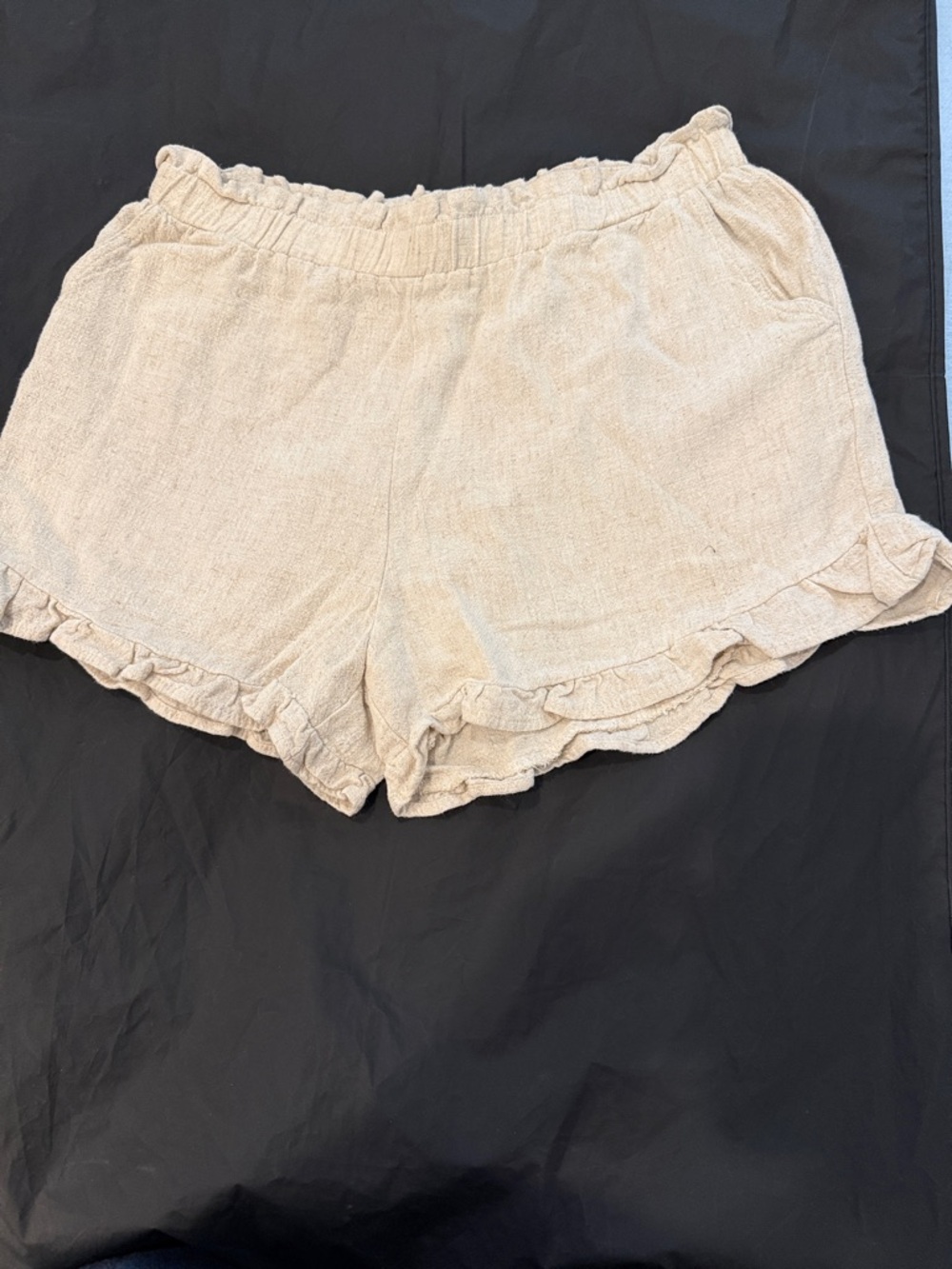 High-Waist Cream Ruffle Edge Ladies Shorts